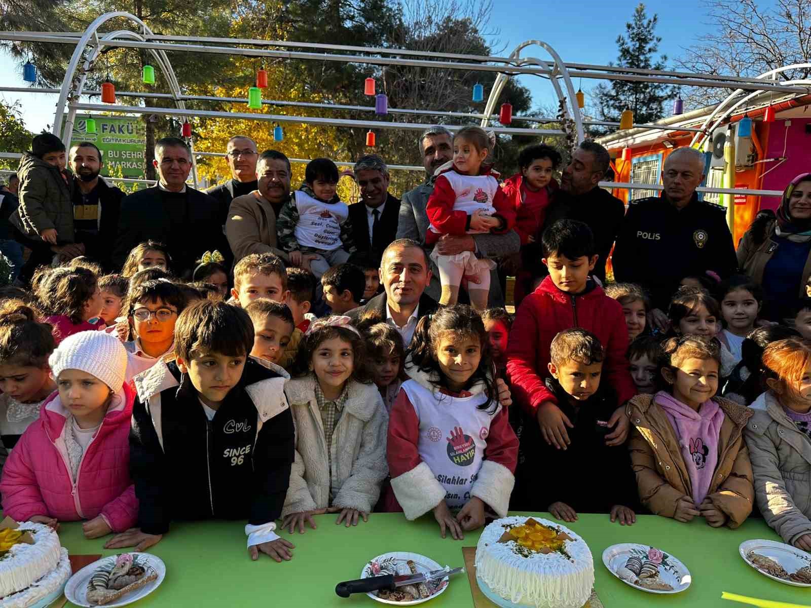 Siverek’te minik öğrencilerden büyüklere mesaj ’yılbaşında silah sıkmaya hayır’
