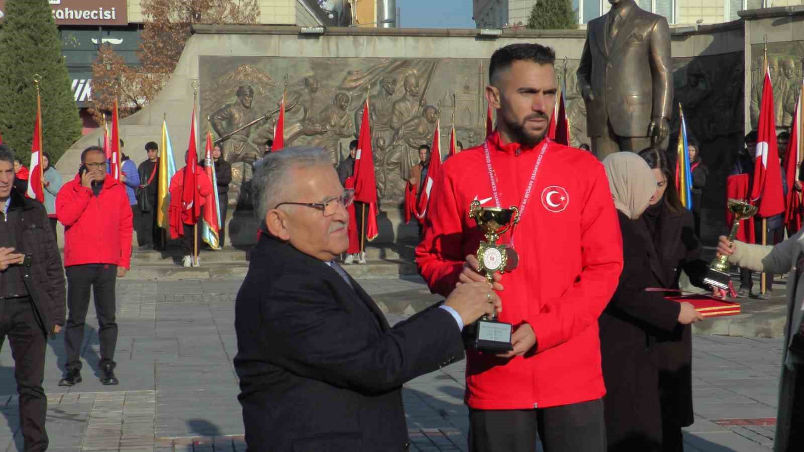 Atatürk’ün Kayseri’ye gelişinin 105. yılı kutlandı
