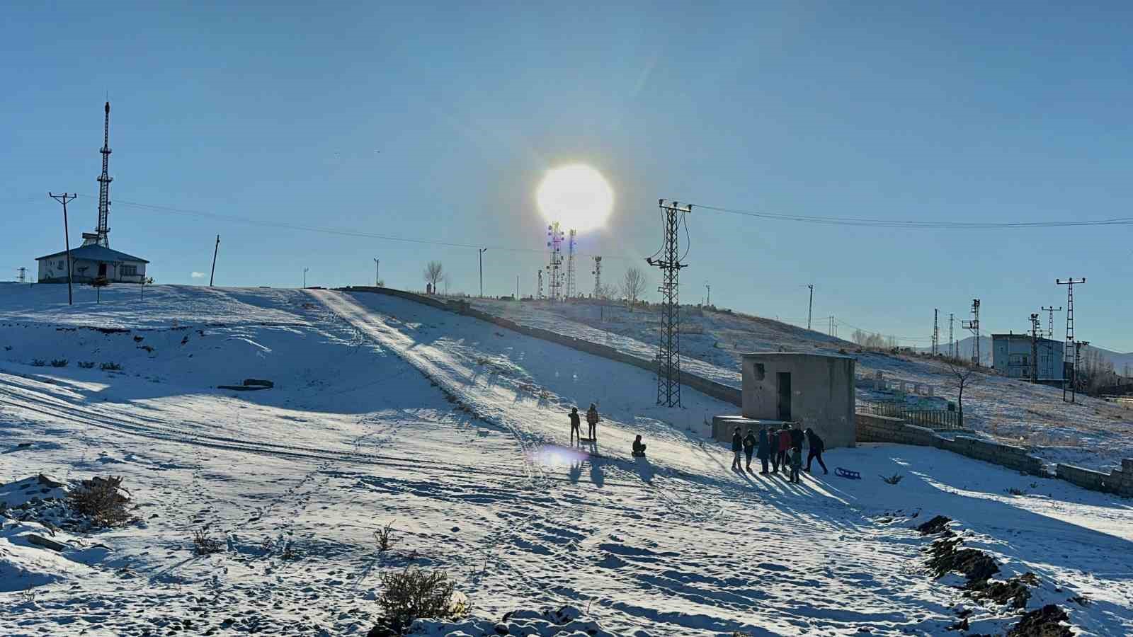 Ağrı’da soğuk hava etkisini sürdürüyor
