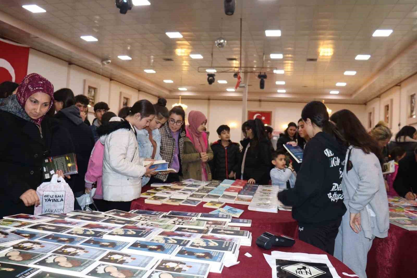 1. Feke Kitap Günleri başladı
