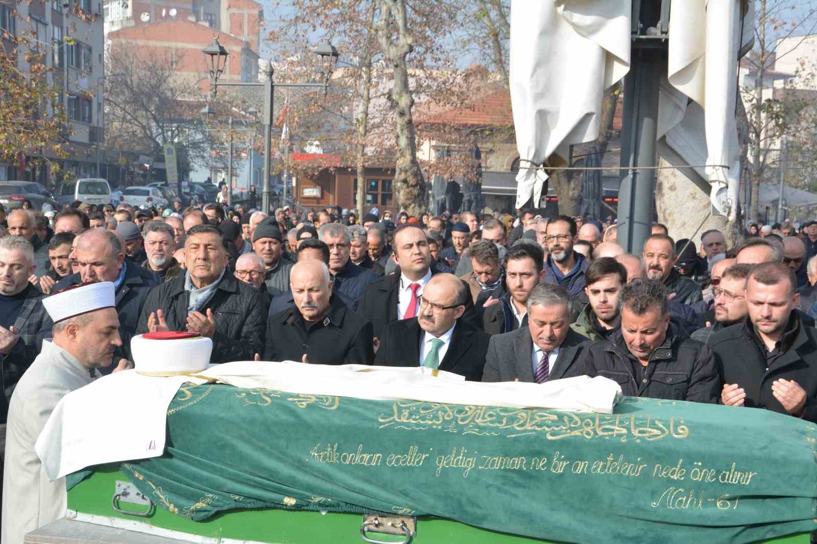 Mahmut İnan Hoca son yolculuğuna uğurlandı
