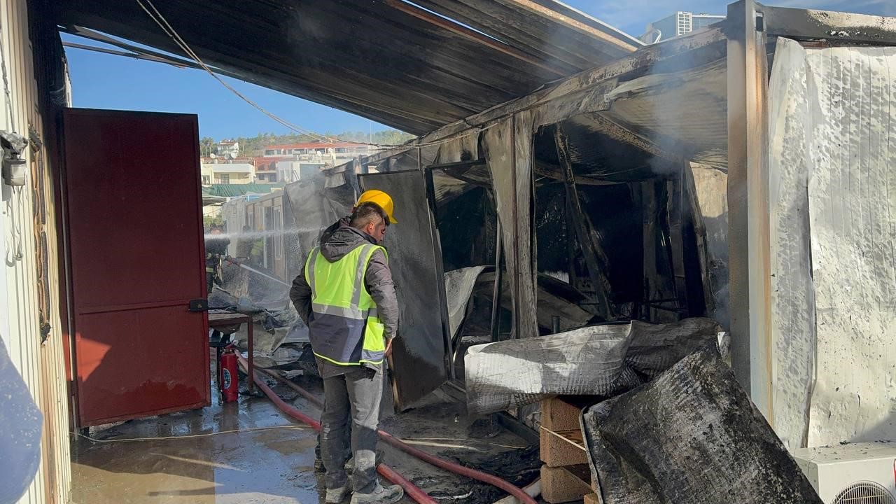 İşçilerin kaldığı prefabrik lojmanda yangın çıktı
