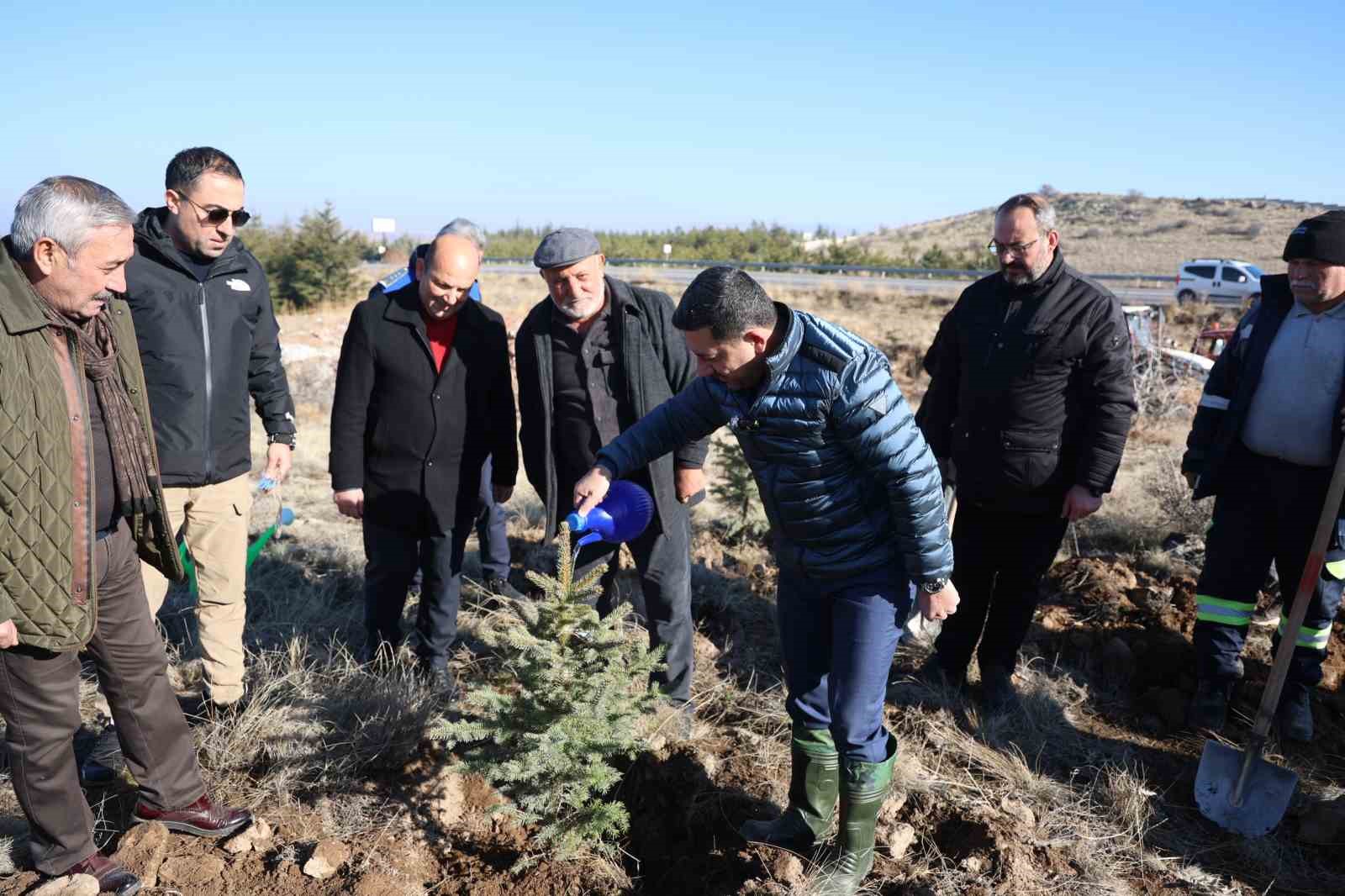 Nevşehir’de yeni doğan ve ölenlerin isimleri fidanlarda yaşayacak
