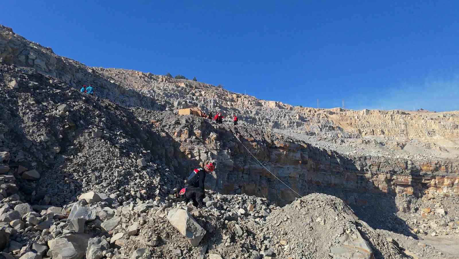 Soma’da maden ocağında gerçeğini aratmayan heyelan tatbikatı
