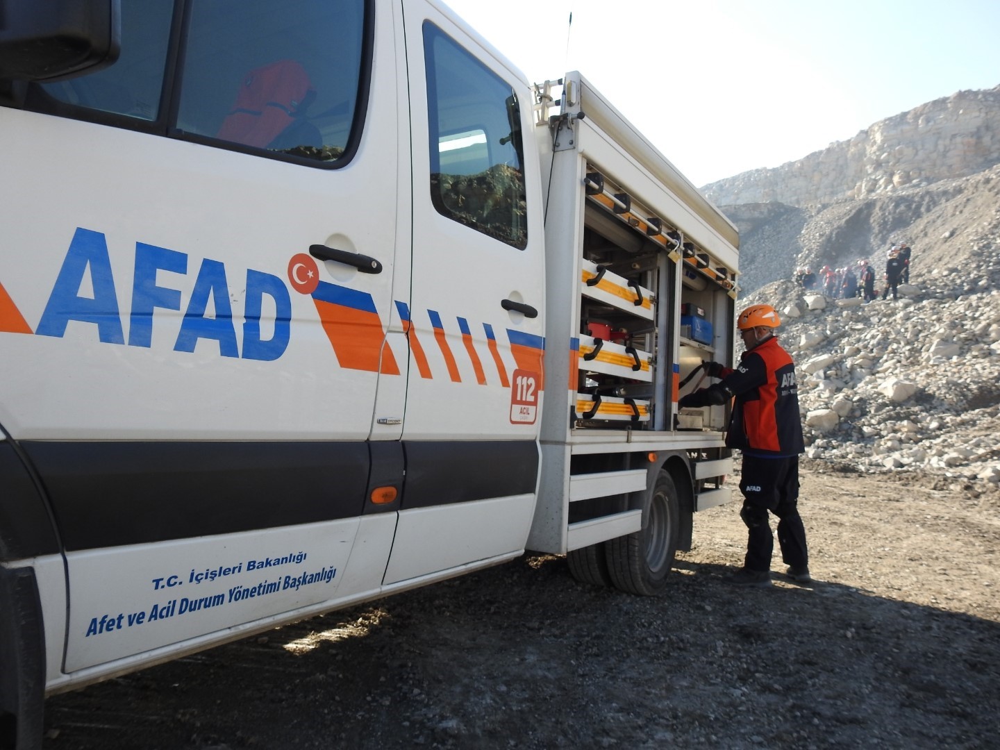 Soma’da maden ocağında gerçeğini aratmayan heyelan tatbikatı
