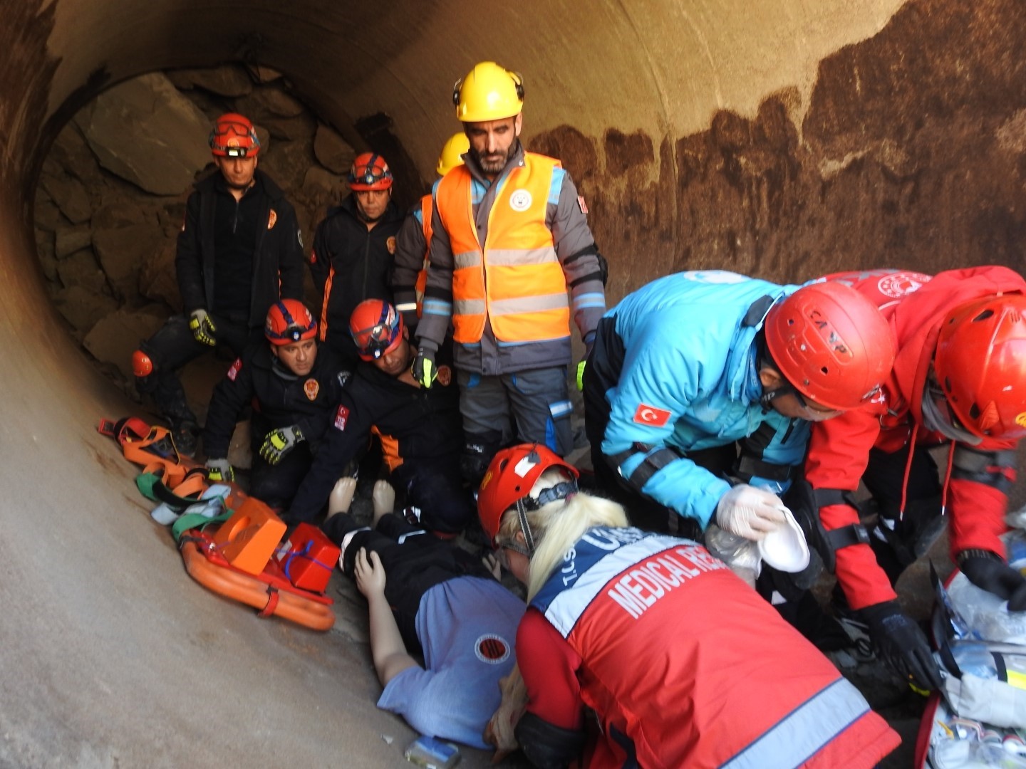 Soma’da maden ocağında gerçeğini aratmayan heyelan tatbikatı
