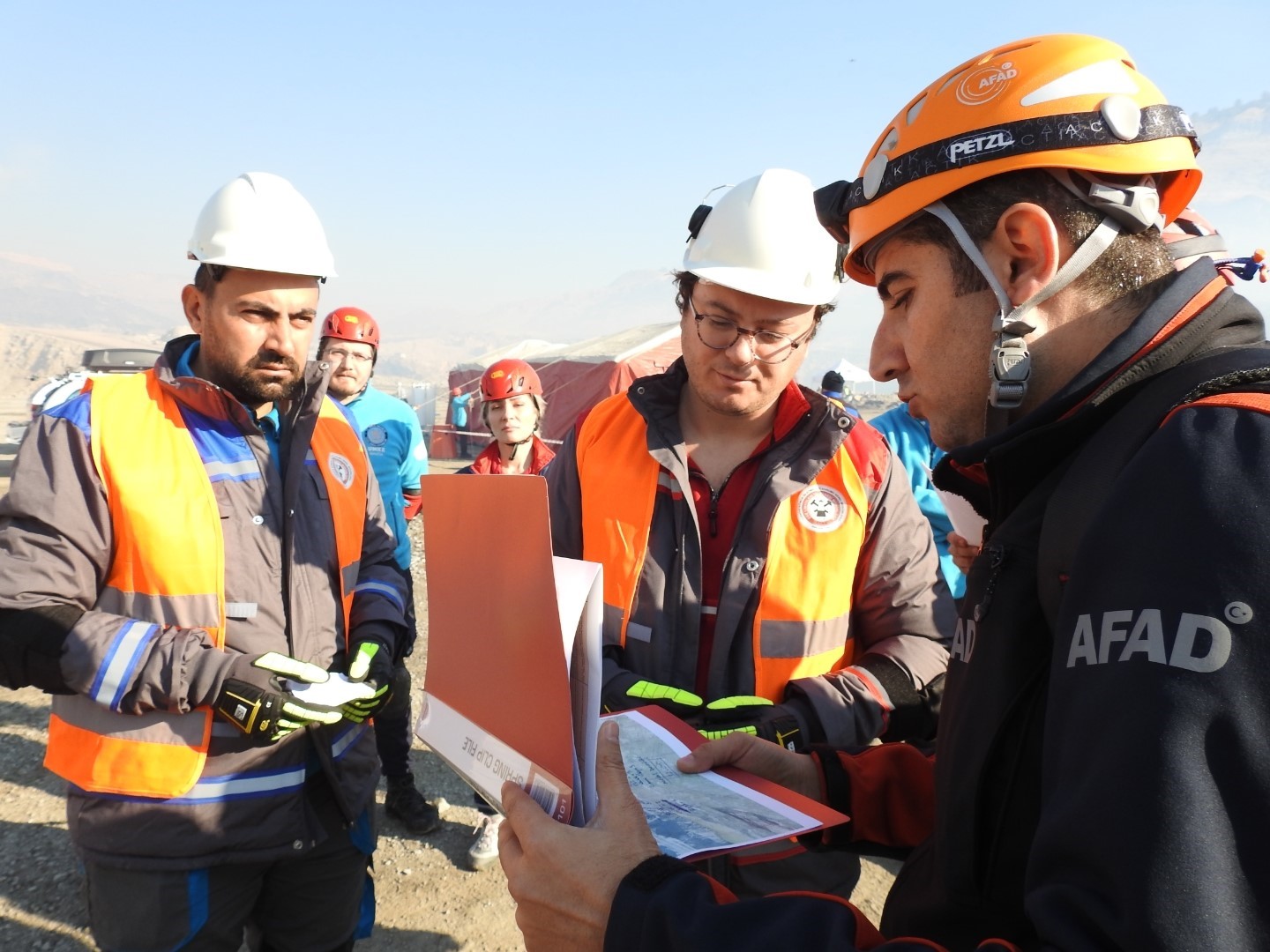 Soma’da maden ocağında gerçeğini aratmayan heyelan tatbikatı
