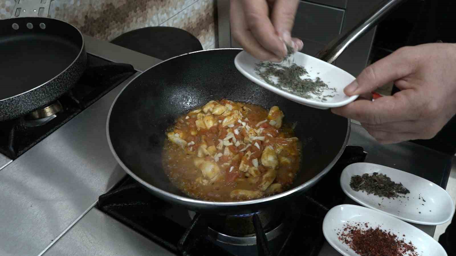 Muğla’nın çökertme kebabı Rize’ye gelince balıklı oldu
