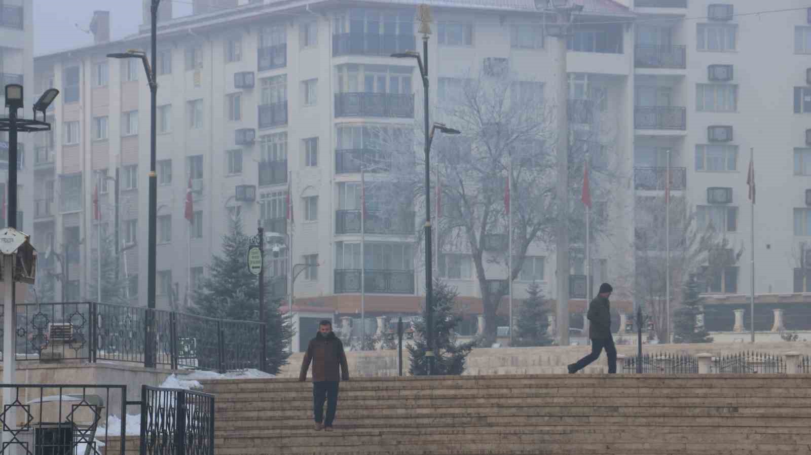 Sis adeta kenti yuttu, ortaya kartpostallık görüntüler çıktı
