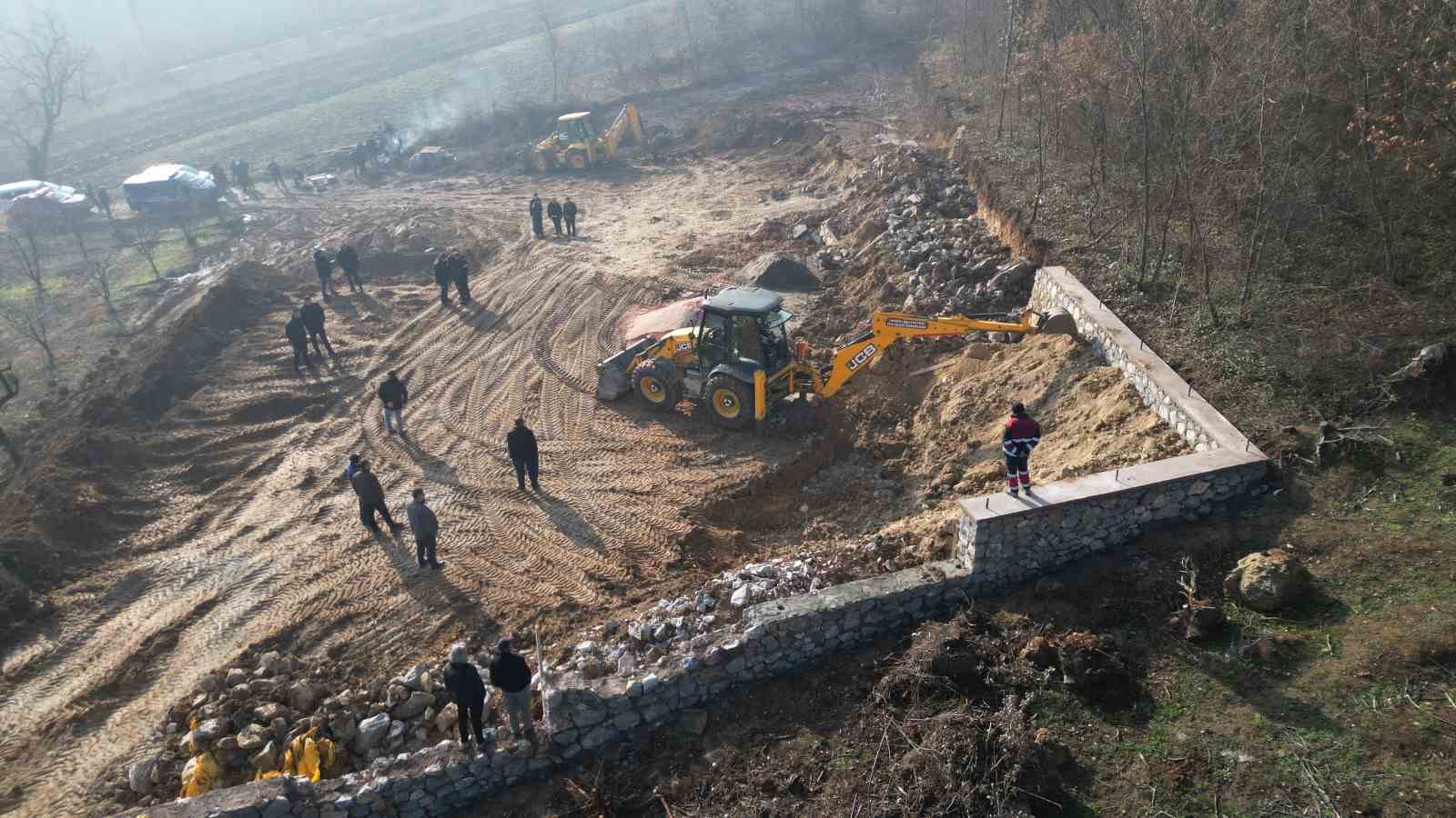 Kaçak yapılar bir bir ortadan kaldırılıyor
