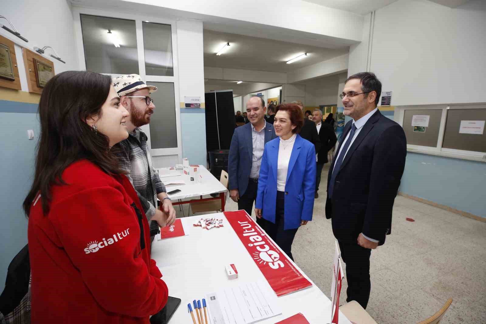 Anadolu Üniversitesi Turizm Fakültesi’nde 