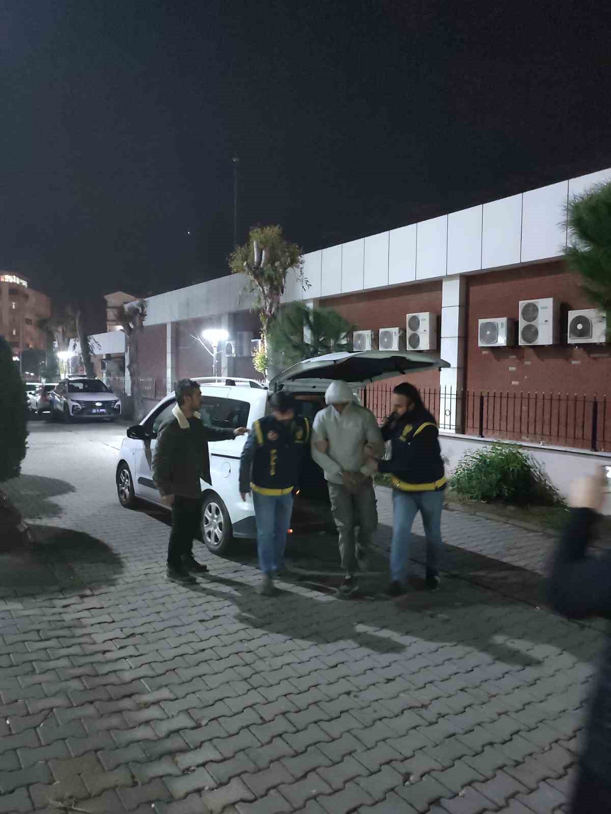 13 yaşındaki kayıp kız Çanakkale’de polis tarafından bulundu
