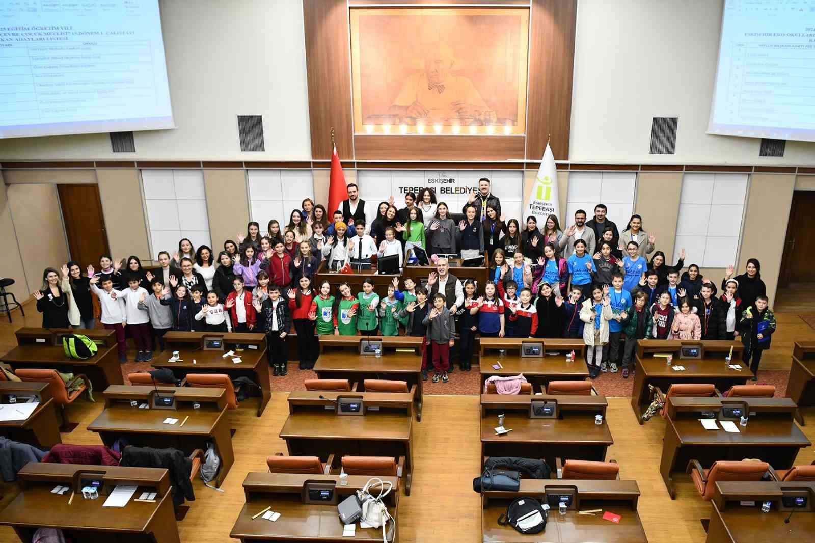 Tepebaşı Eko-Okullar, Çevre Çocuk Meclisi Başkanını seçti
