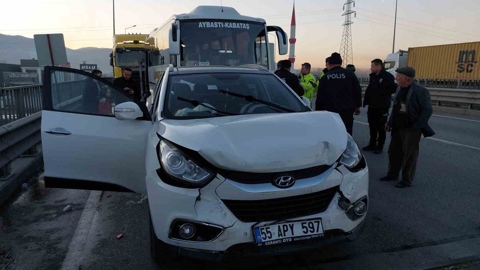 Samsun’da 5 araçlı zincirleme kaza: 2 yaralı
