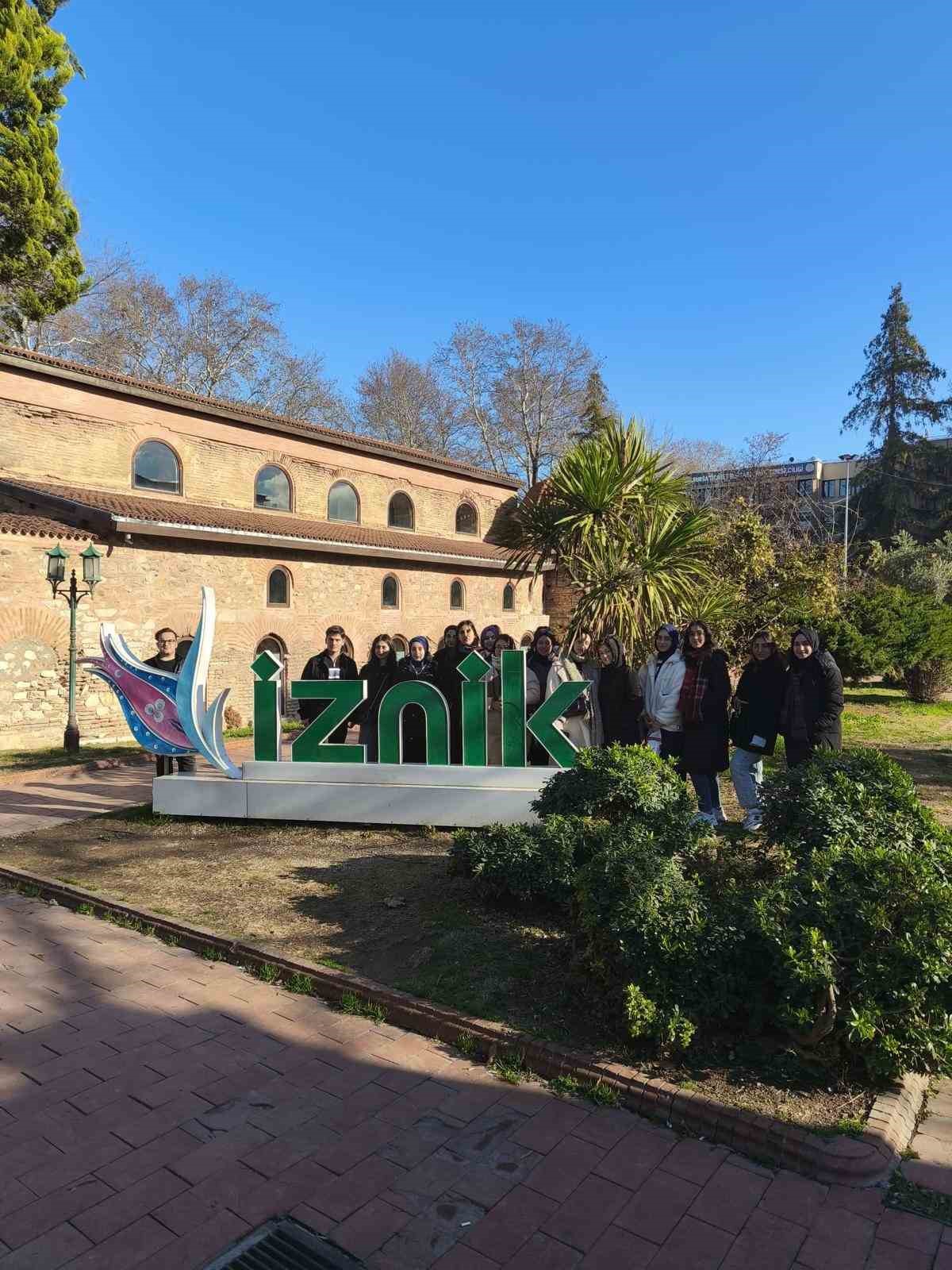 ‘Gençlik Bursa’da Yollarda’ projesi tüm hızıyla sürüyor
