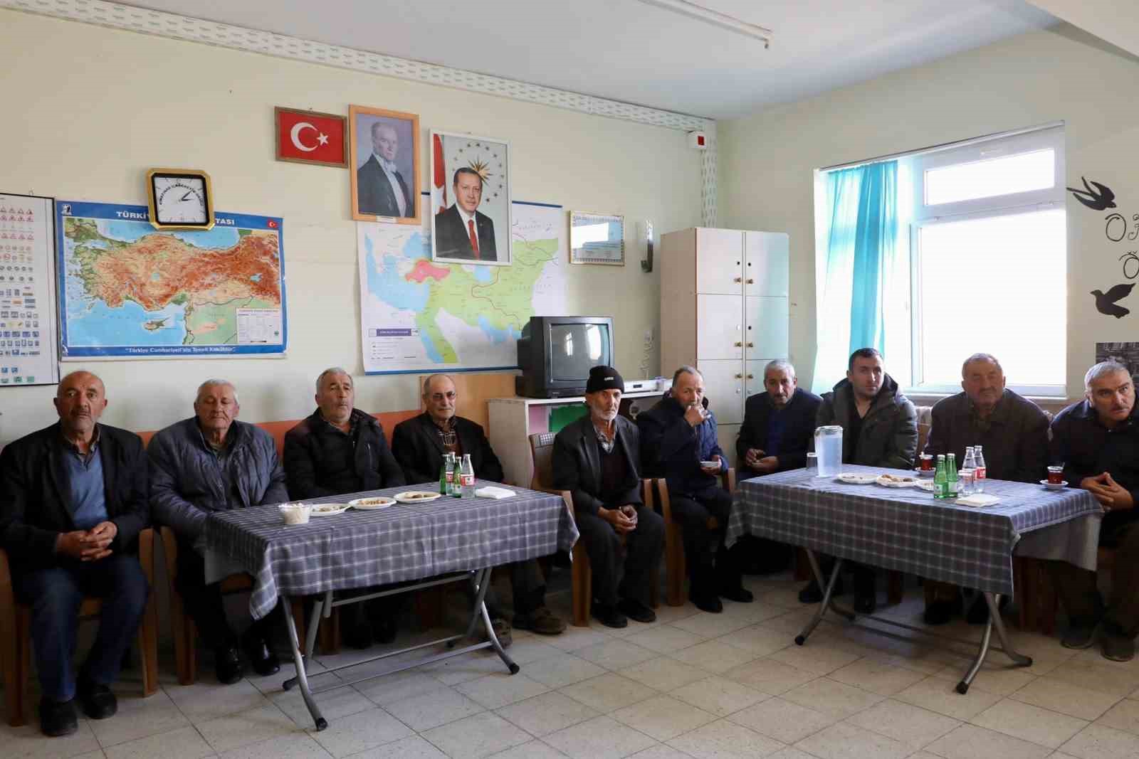 Vali Çelik; Kırkpınar ve Taşlıca köylerini ziyaret etti
