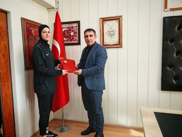 Nazillili Sporcu Elifnaz Avrupa üçüncüsü oldu
