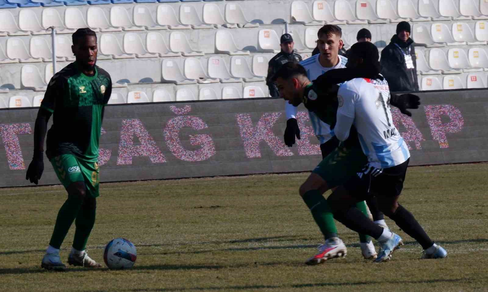 Trendyol 1. Lig: Erzurumspor FK: 0 - Sakaryaspor: 0
