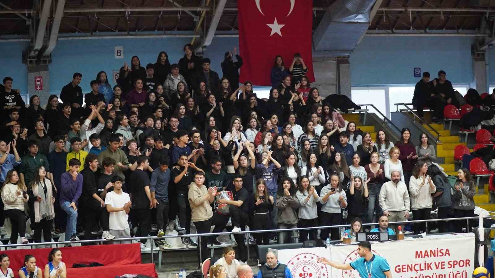 Voleybol Gençler İl Birinciliği sona erdi
