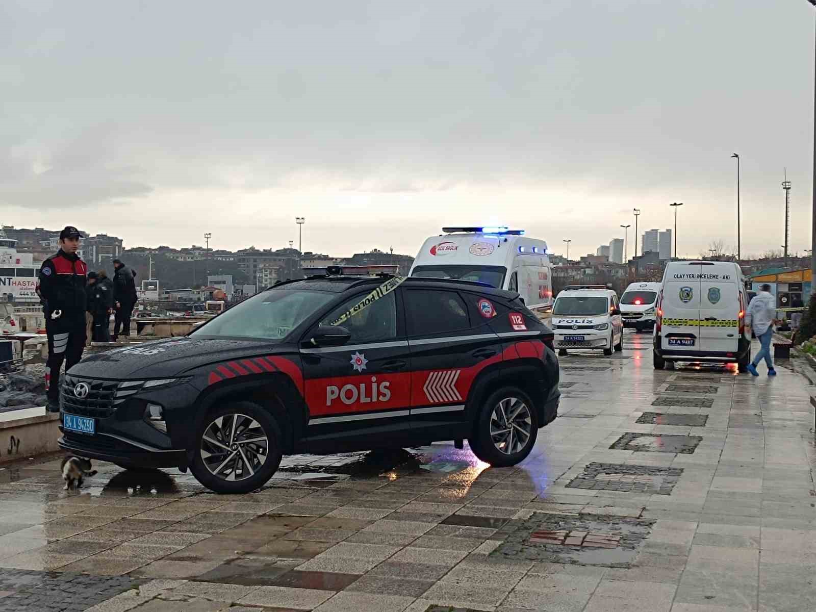 Pendik’te denize atlayan 79 yaşındaki kadın boğuldu
