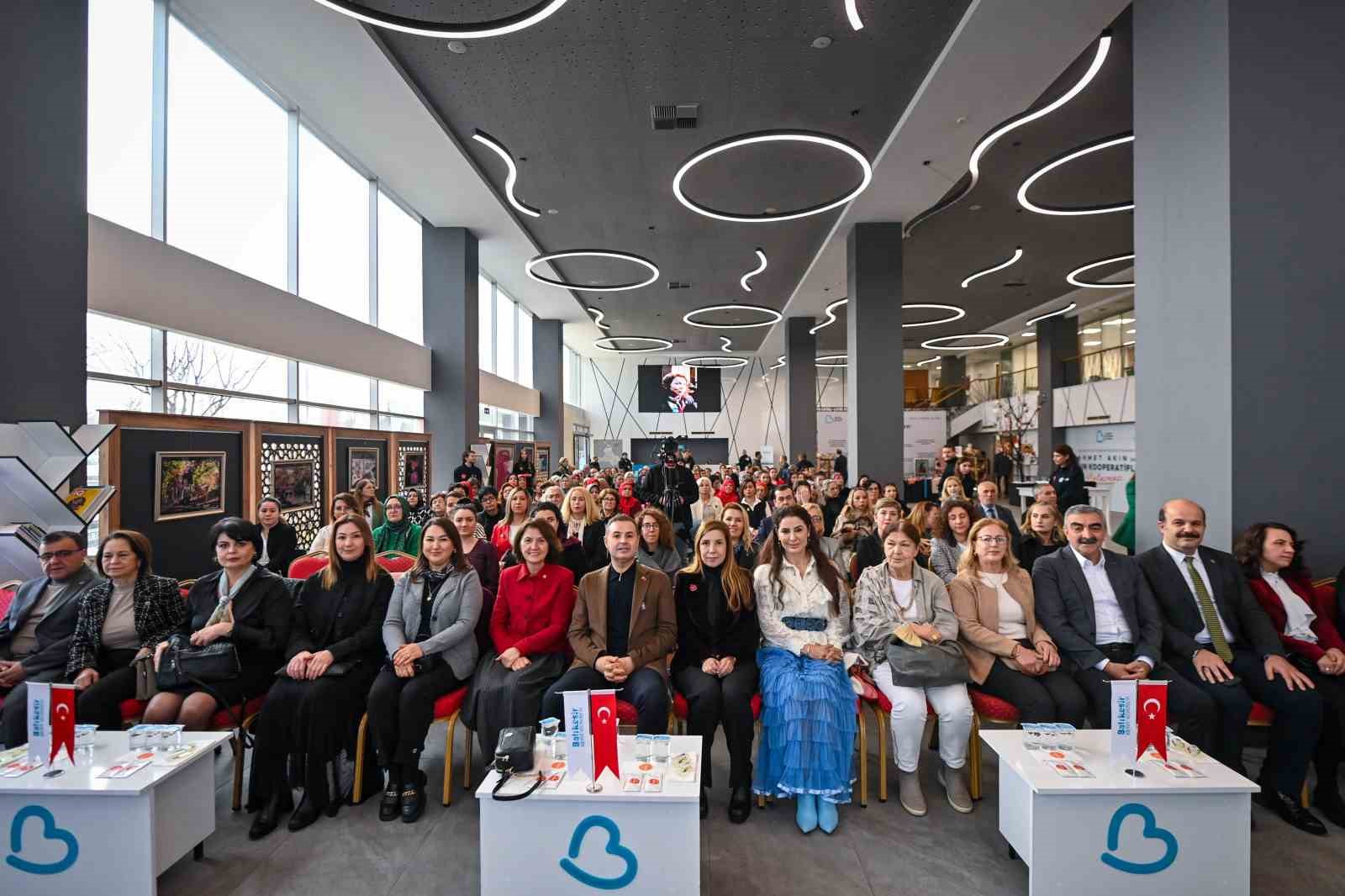 Başkan Akın: “Kadınları güçlendireceğiz”
