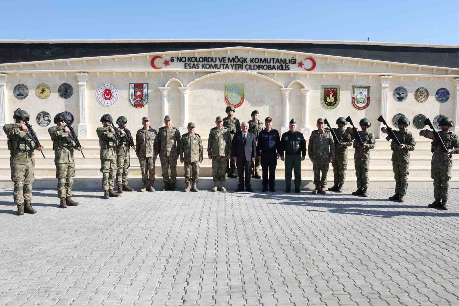 Bakan Güler: “Suriye Millî Ordusu’nun, toprakların tamamını kurtaracağına inanıyoruz”
