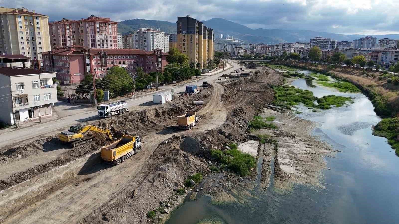 Başkan Sandıkçı: “Mert Irmağı çevresini yeni ve modern bir görünüme kavuşturacağız”
