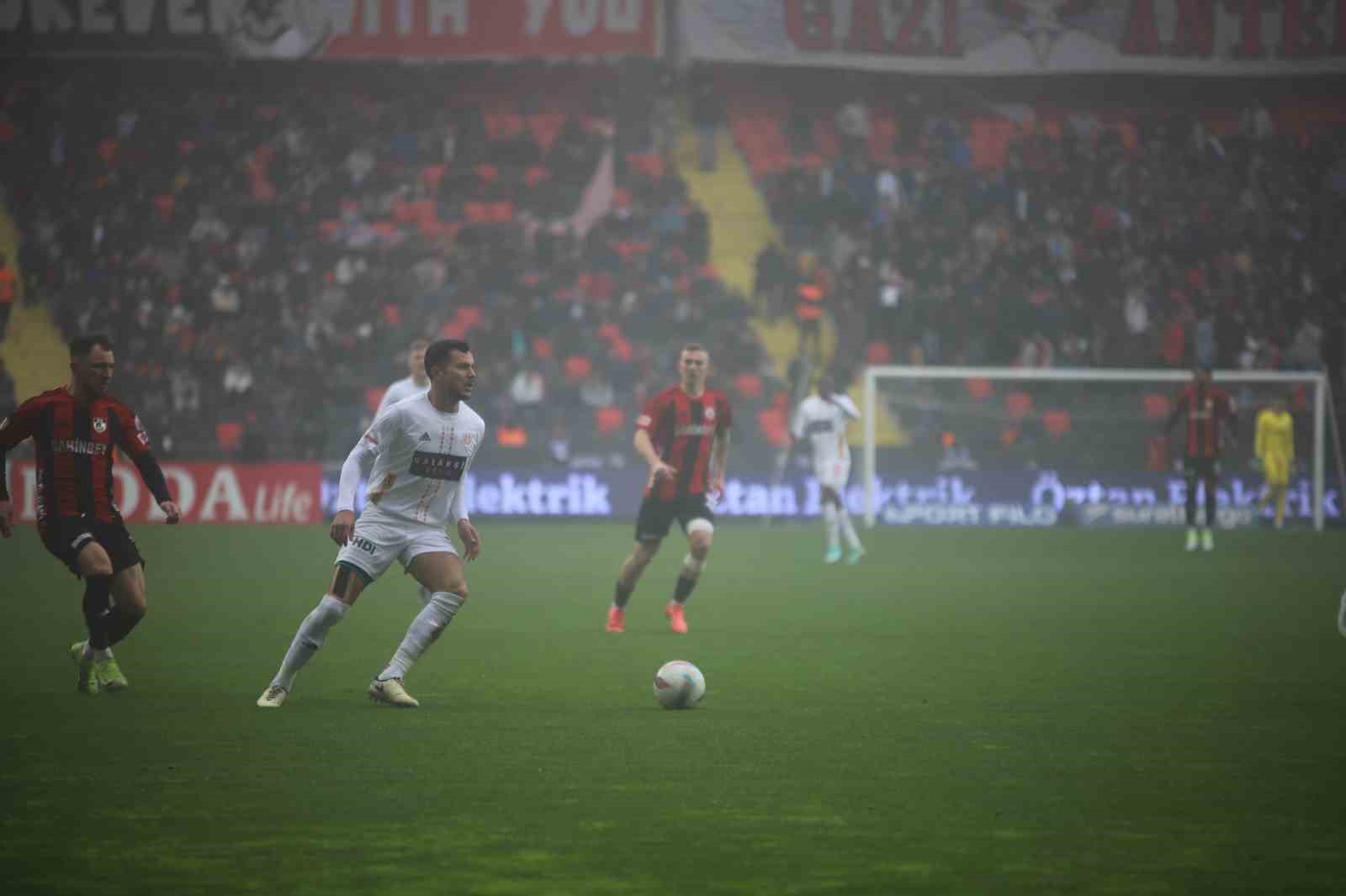 Trendyol Süper Lig: Gaziantep FK: 0 - Antalyaspor: 0 (Maç devam ediyor)
