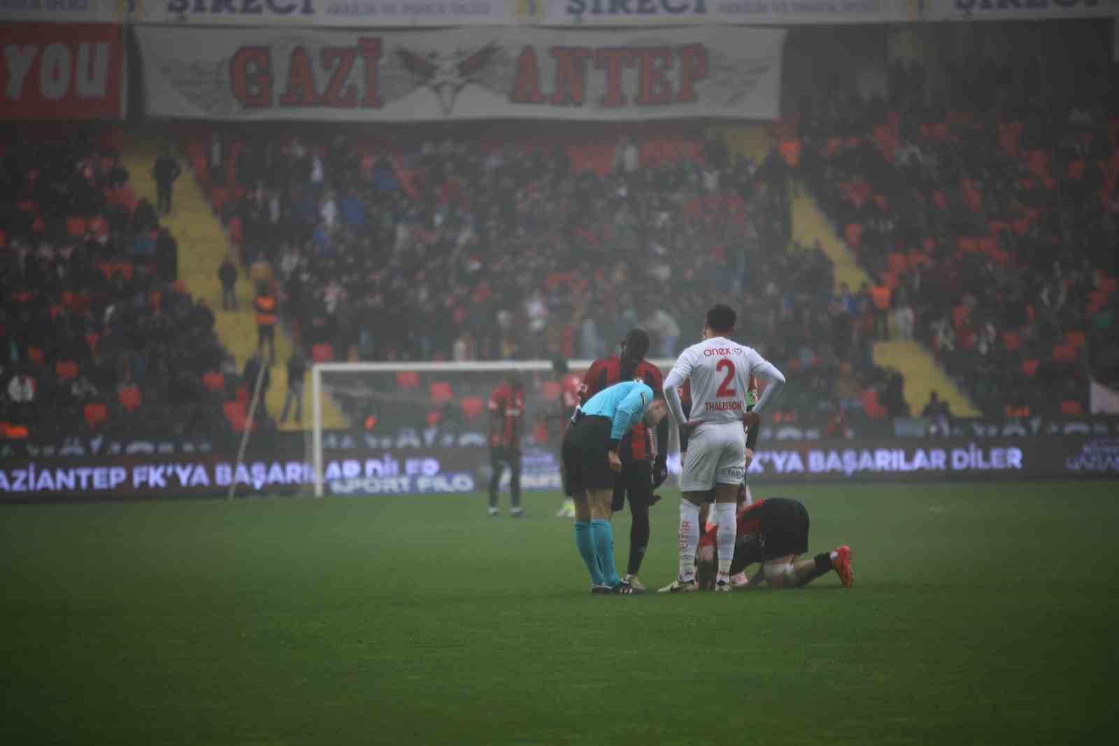 Trendyol Süper Lig: Gaziantep FK: 0 - Antalyaspor: 0 (Maç devam ediyor)
