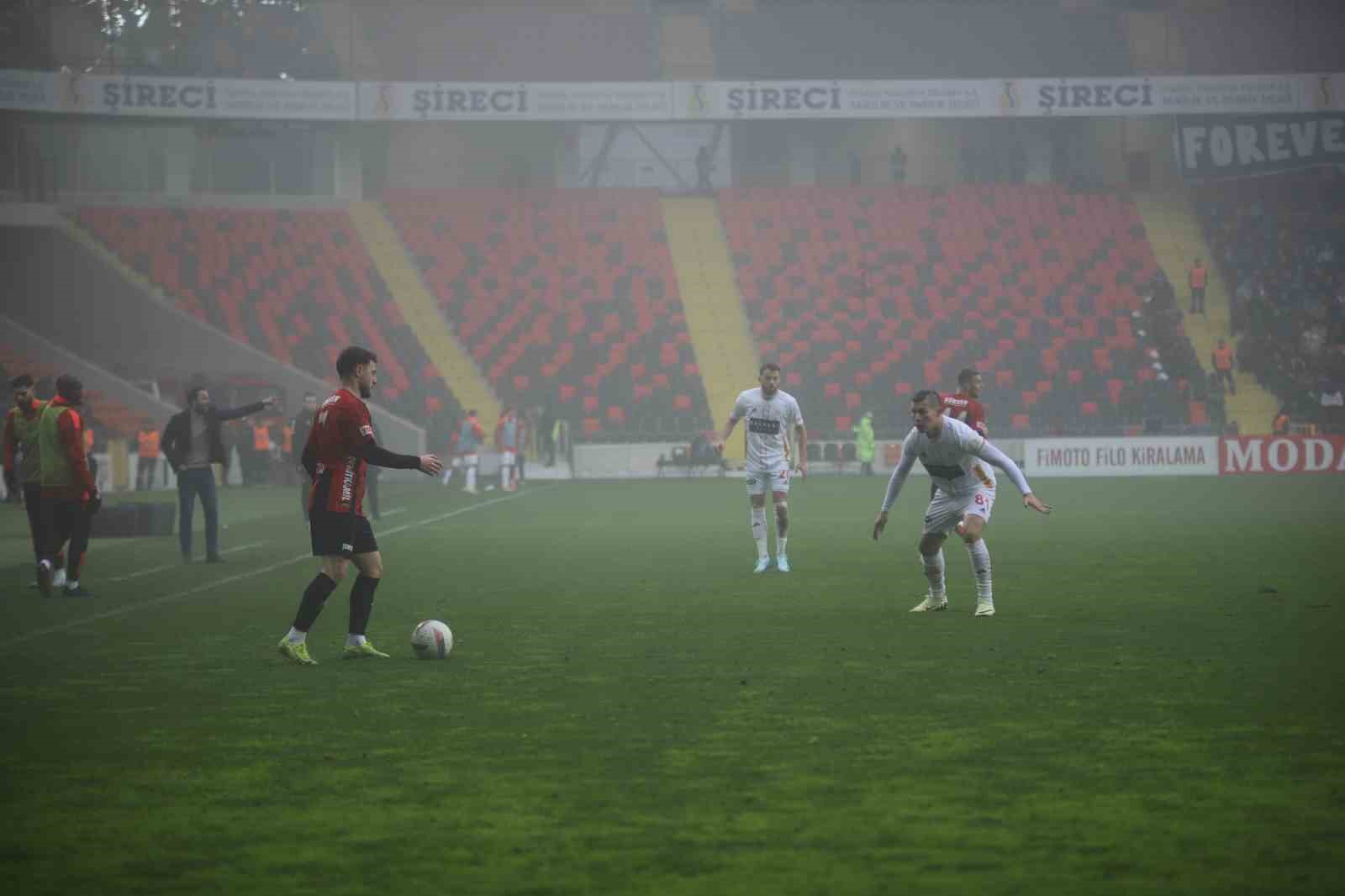 Trendyol Süper Lig: Gaziantep FK: 2 - Antalyaspor: 0 (Maç sonucu)
