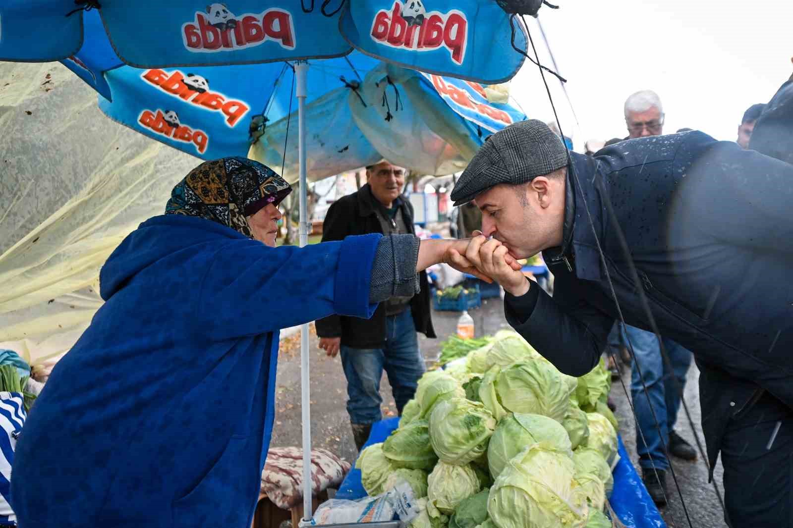 Balıkesir’de pazarcı esnafının çilesi bitiyor
