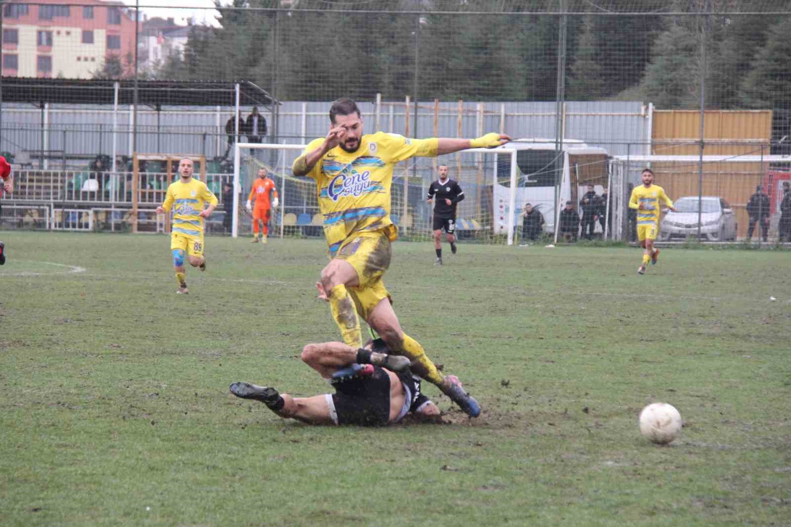 TFF 2. Lig: Belediye Derincespor: 2 - Nazillispor: 1
