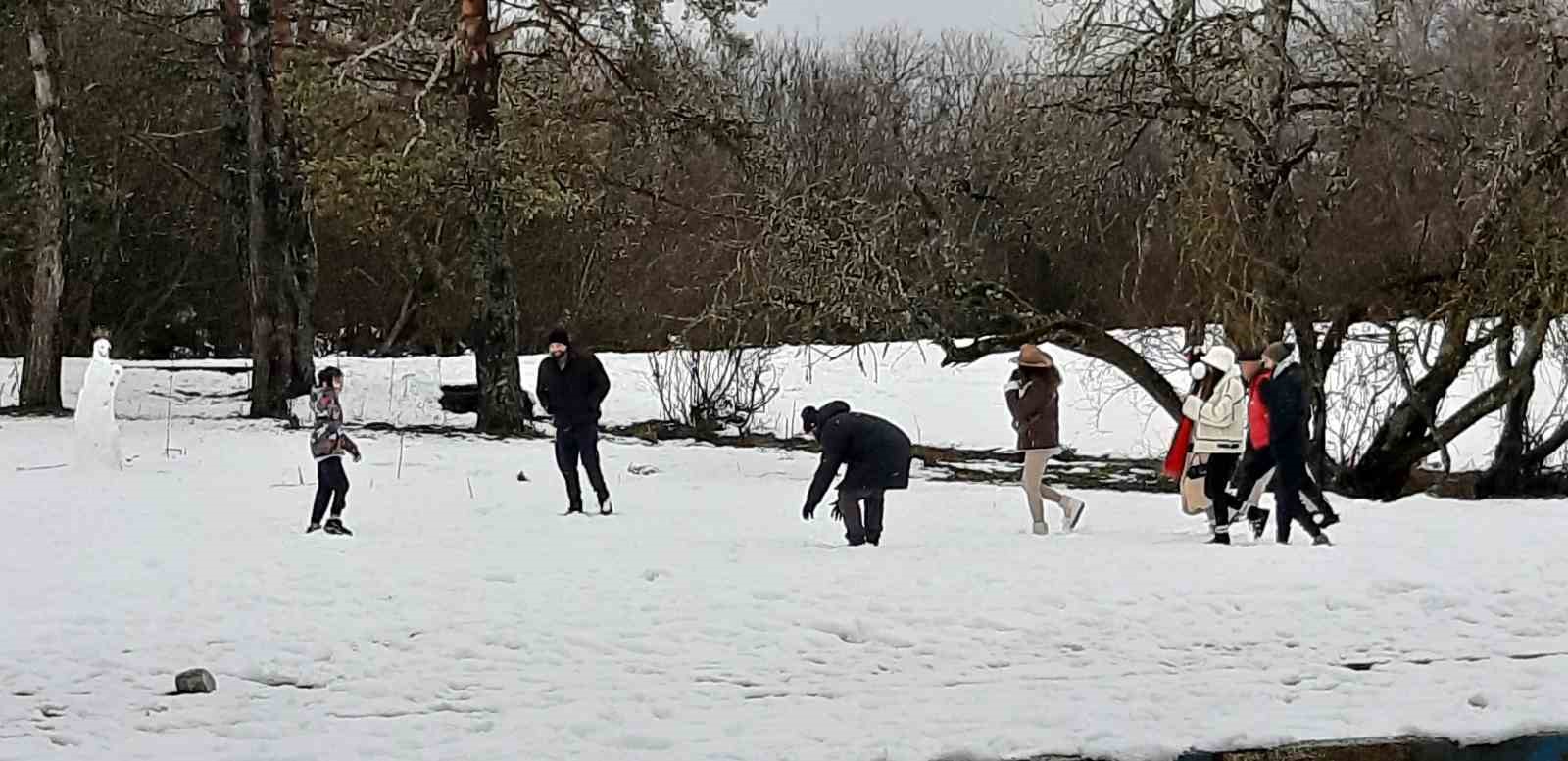 Abant Gölü Milli Parkı’nda kar yağışı başladı
