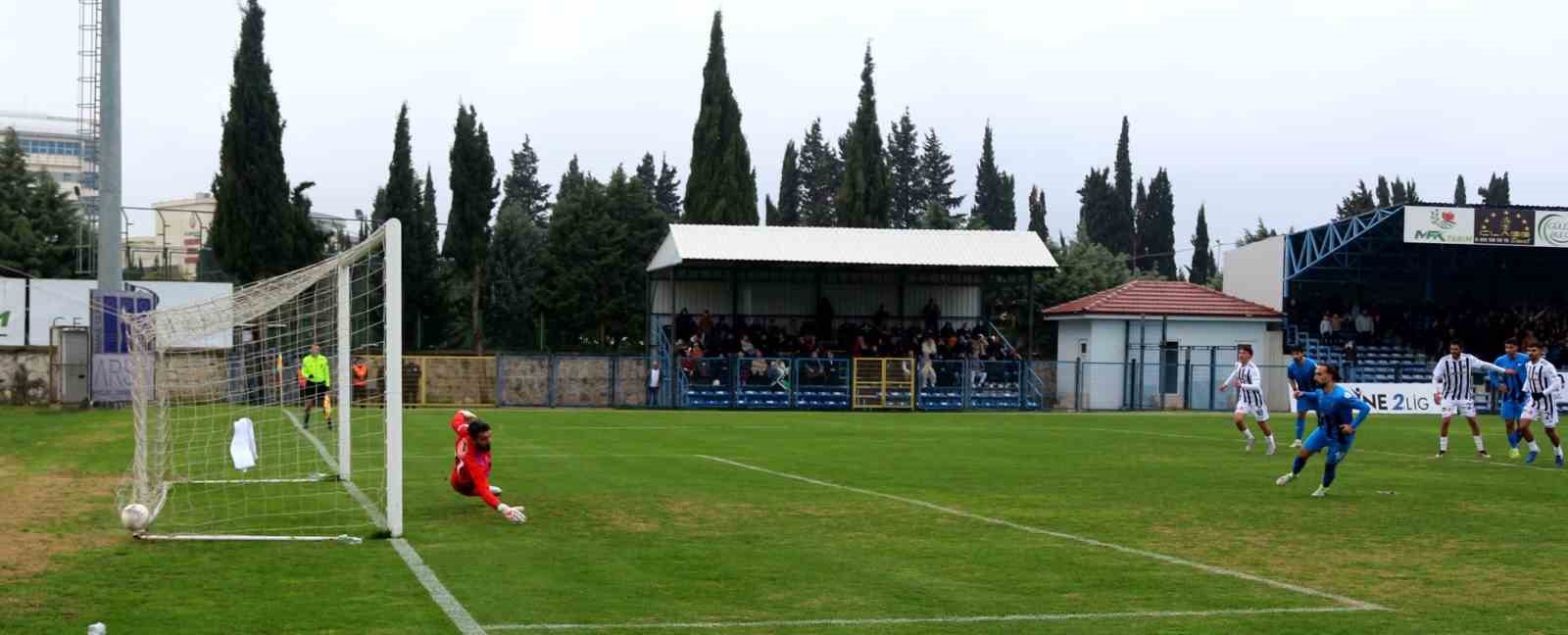 TFF 2. Lig: Karacabey Belediyespor: 1 - Aksarayspor: 1
