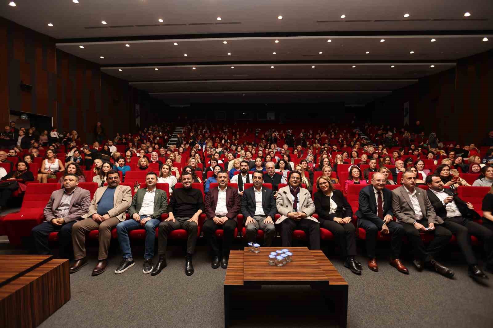 Merkezefendi Belediyesinin 7. Girişimci ve El Emeği Festivaline yoğun ilgi
