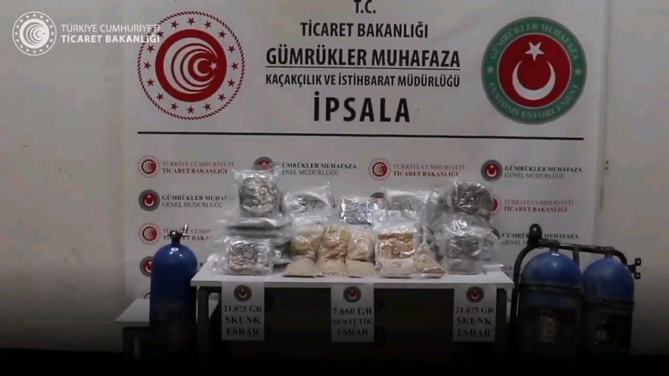 İpsala Sınır Kapısı’nda 118 kilo esrar ve kokain ele geçirildi
