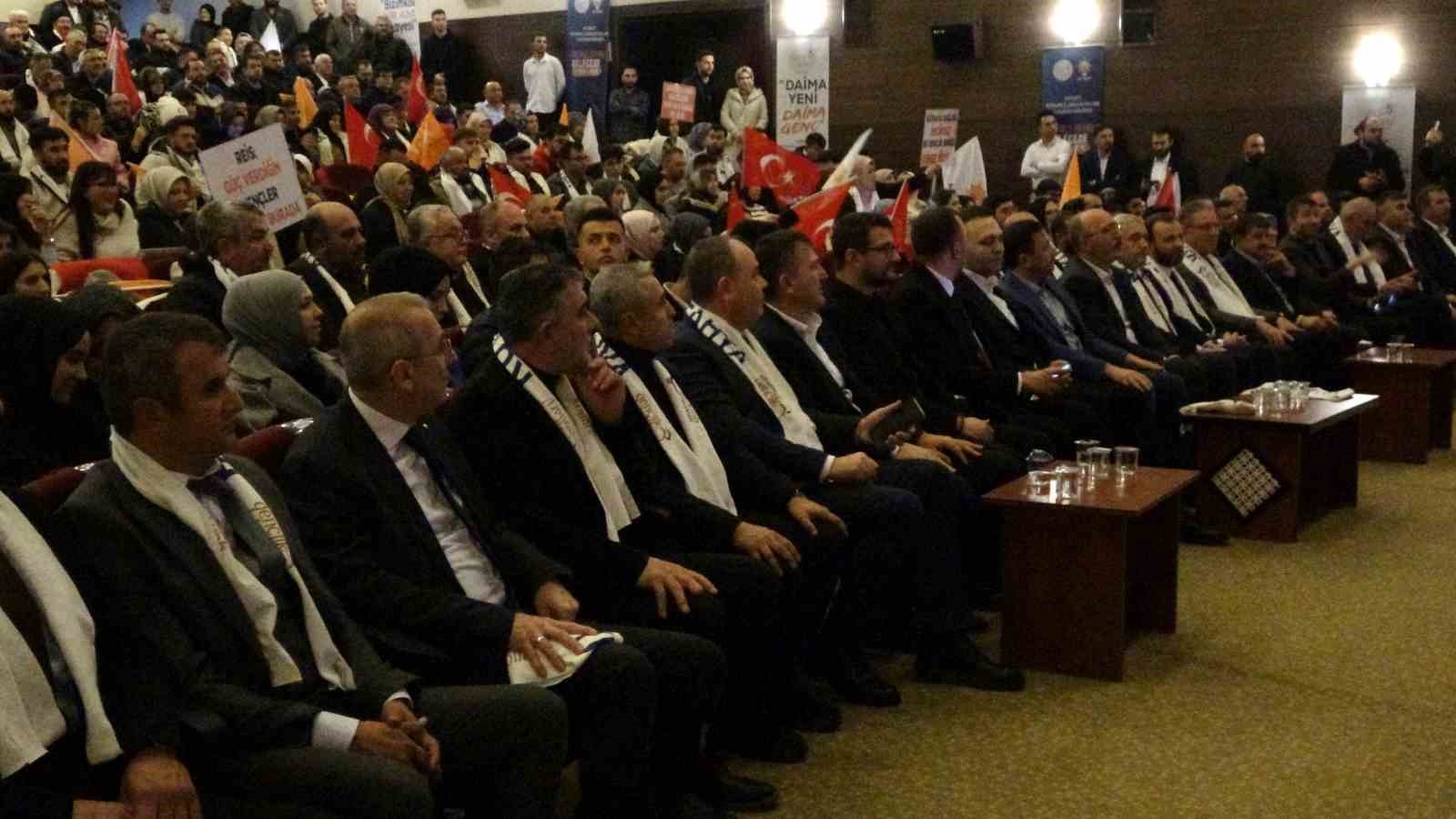 AK Parti Kütahya İl Gençlik Kolları Başkanlığı’nın 7. Olağan Genel Kurulu gerçekleştirildi
