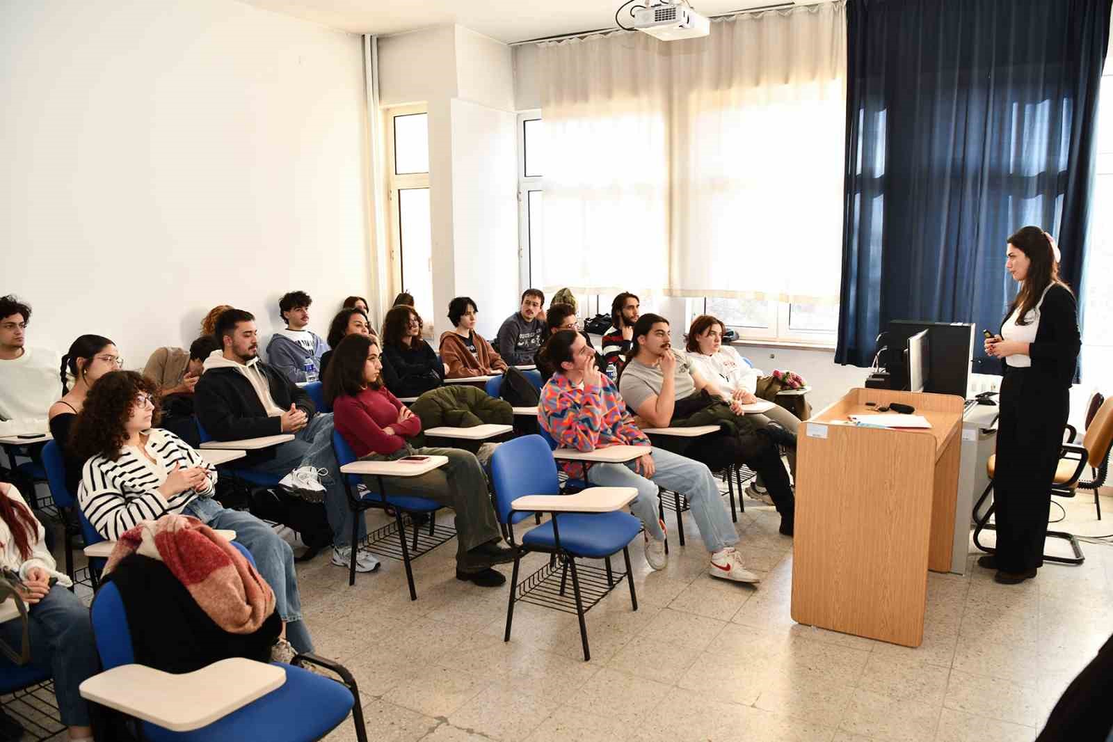 Gençlere sürdürülebilir kalkınma amaçları anlatıldı
