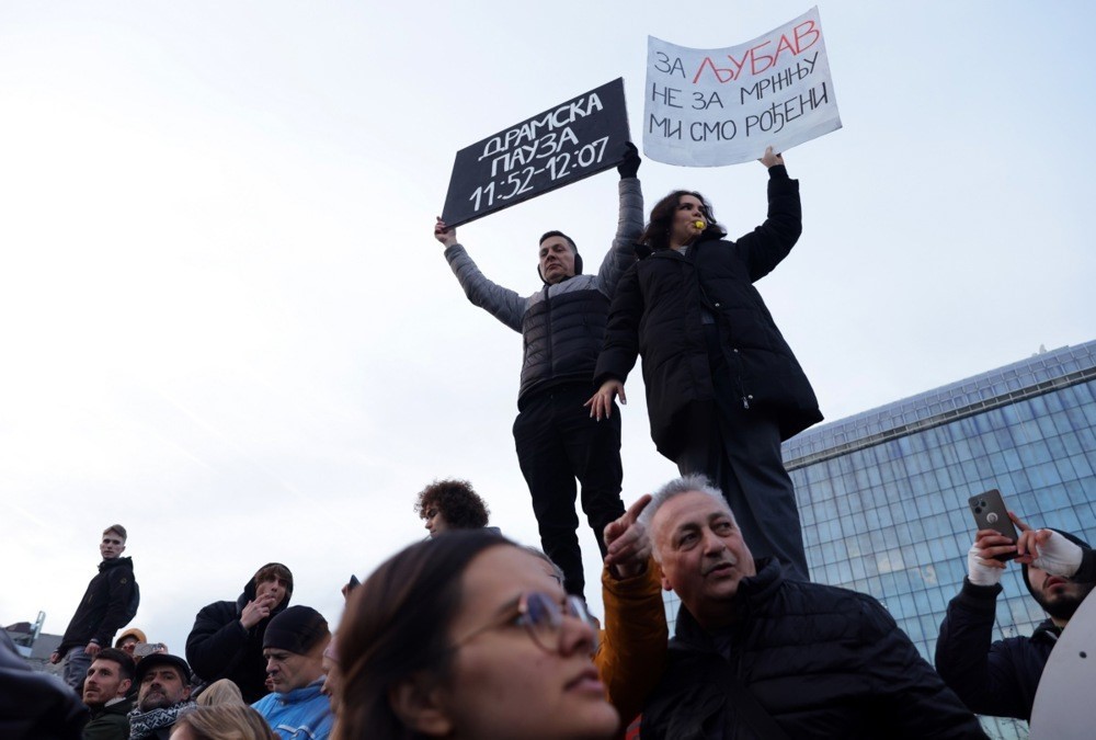 Sırbistan’da tarihinin en kalabalık hükümet karşıtı protesto
