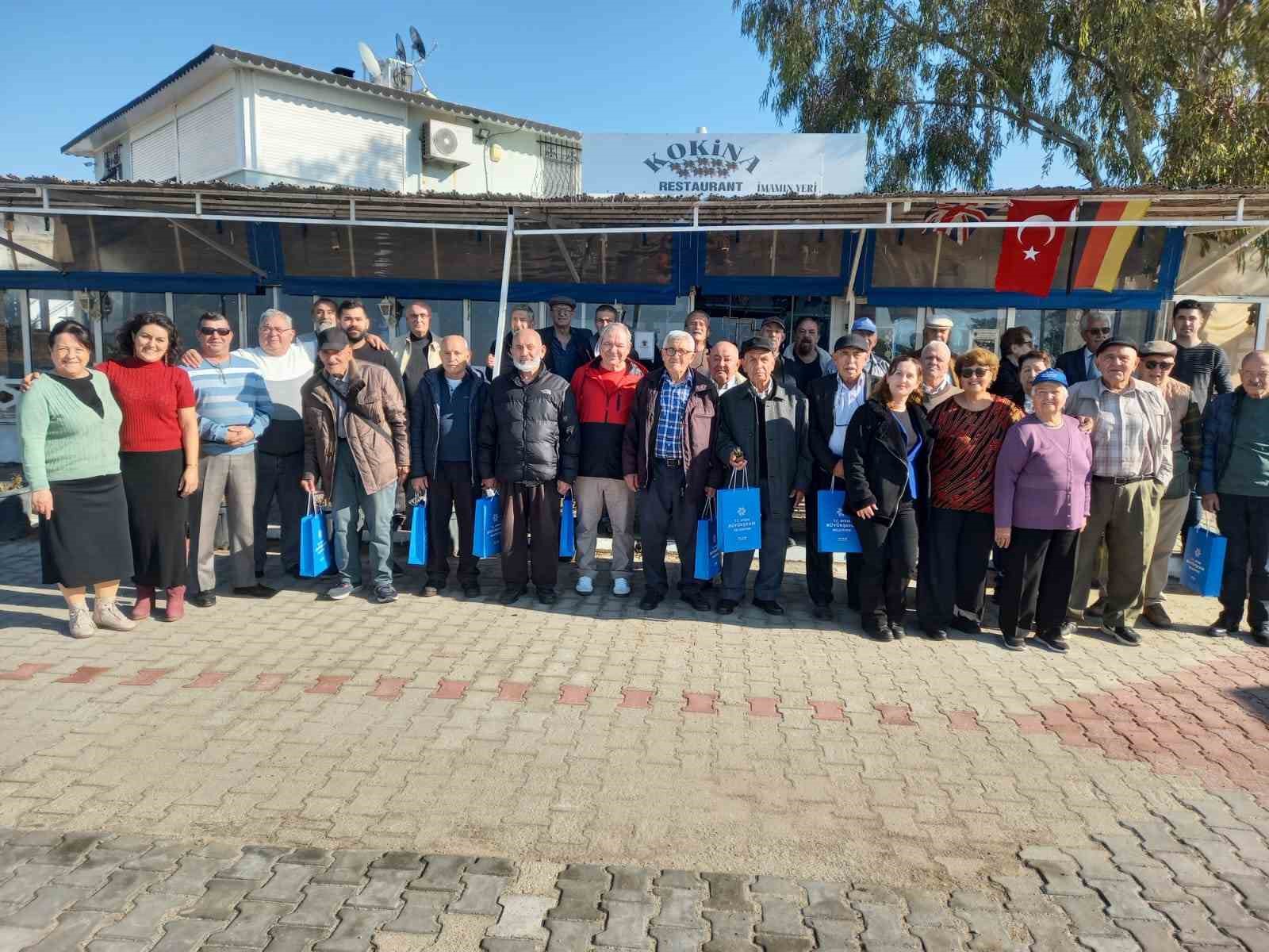 Aydın Büyükşehir Belediyesi Didim Huzurevi’nde yeni yıl kutlaması
