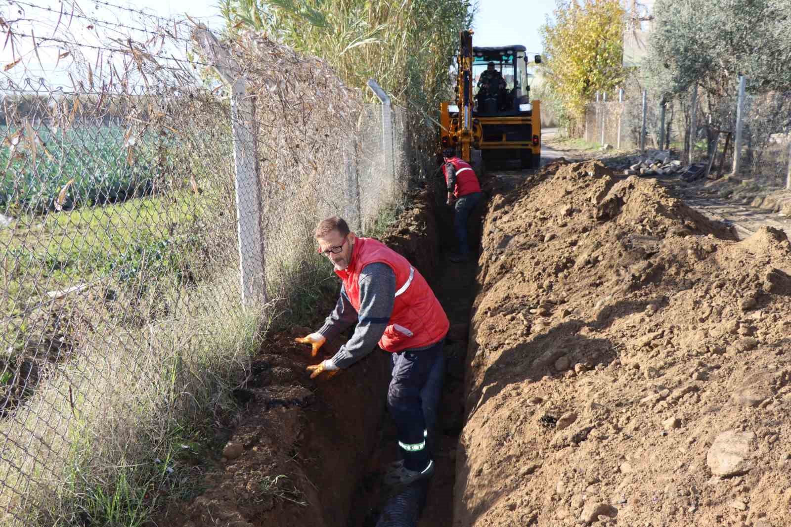 Nazilli’de yağmurlama hattı çalışmaları sürüyor
