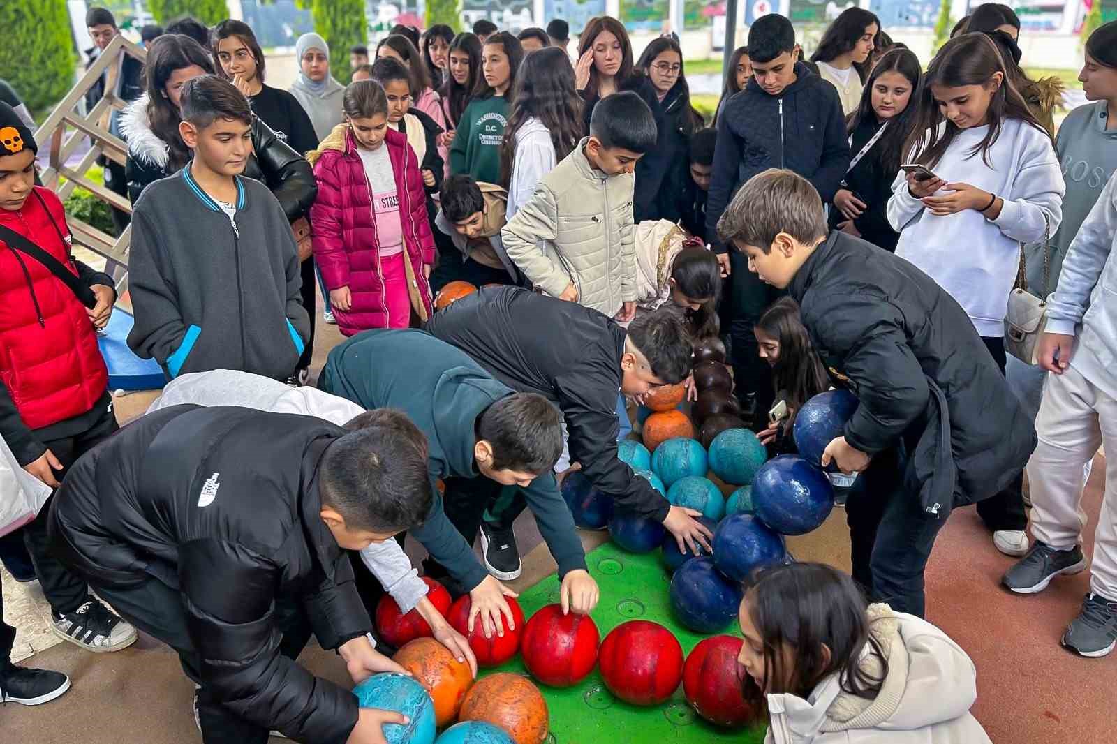 Efeler’in Bilim Parkı Nazillili öğrencileri ağırladı
