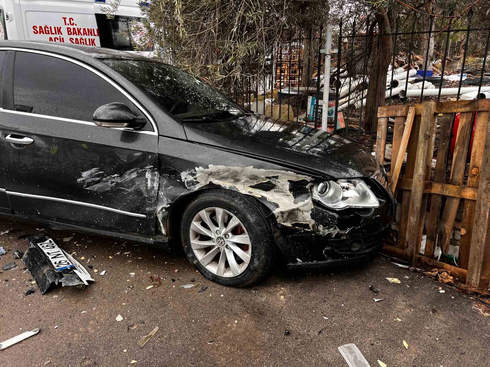 Burdur’da ehliyetsiz genç kaza yaptı: 1 yaralı
