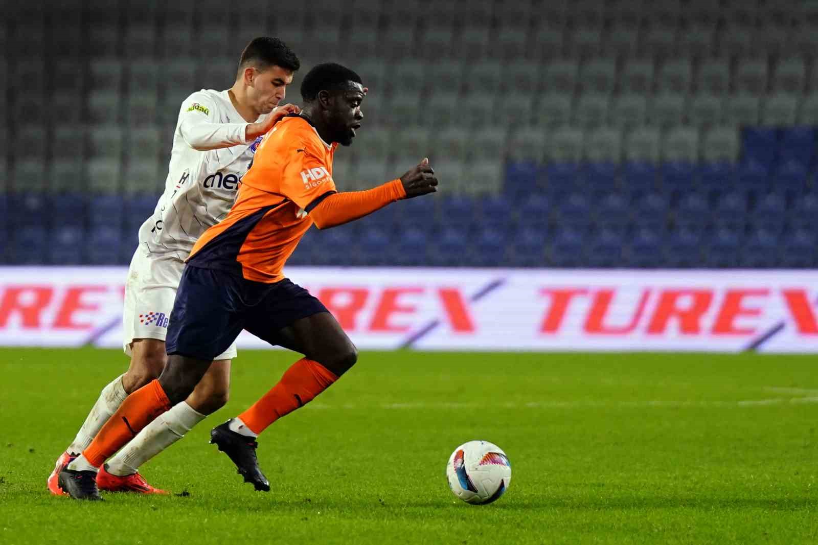 Trendyol Süper Lig: Başakşehir: 2 - Kasımpaşa: 2 (Maç sonucu)
