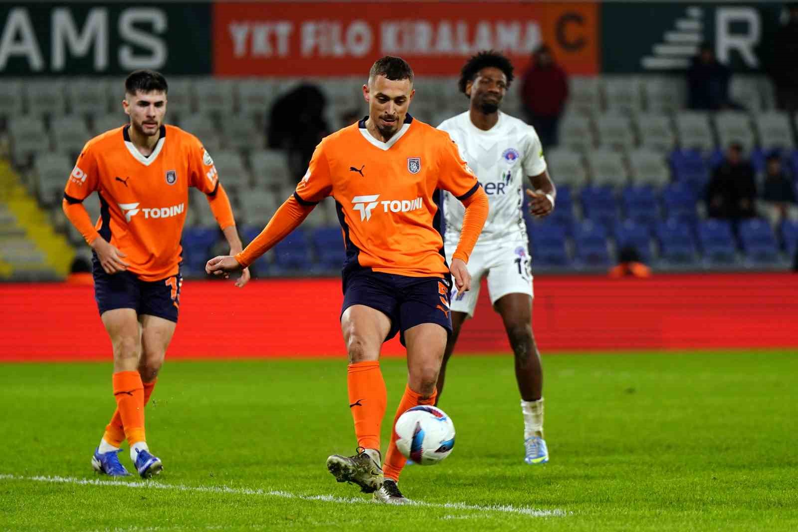 Trendyol Süper Lig: Başakşehir: 2 - Kasımpaşa: 2 (Maç sonucu)
