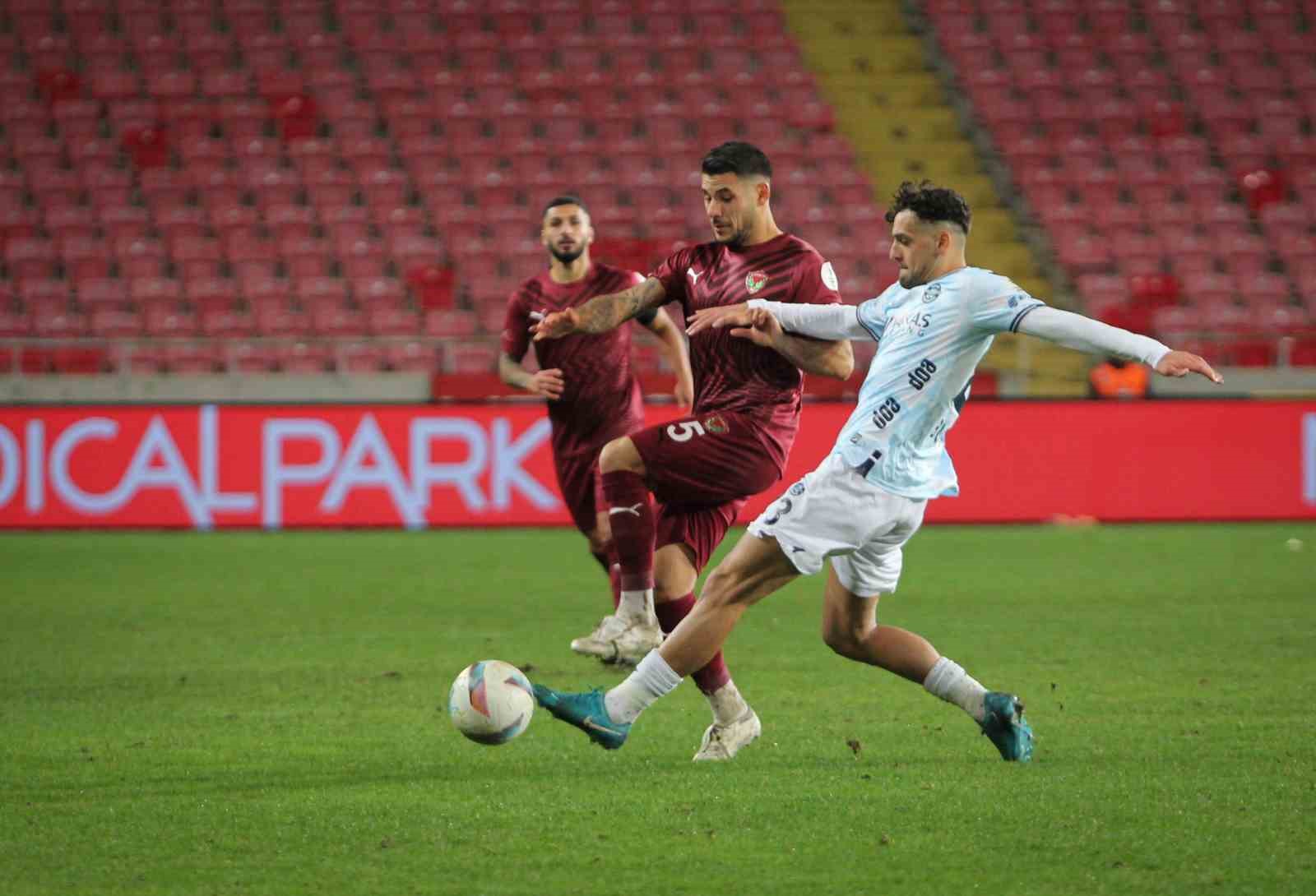 Trendyol Süper Lig: Atakaş Hatayspor: 1 - Adana Demirspor: 3 (Maç sonucu)
