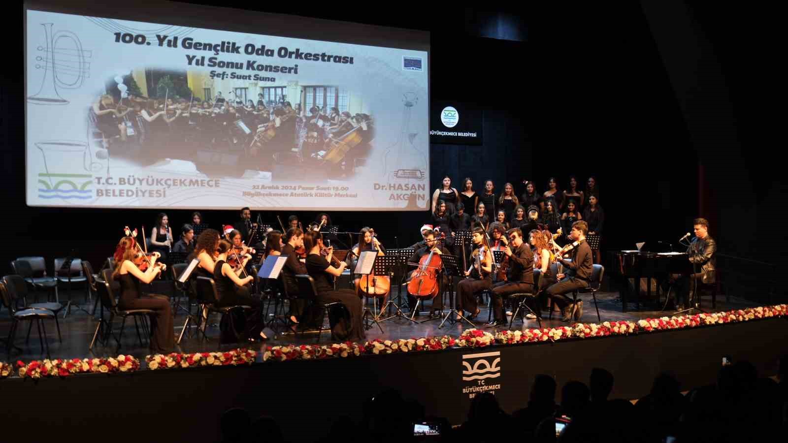 100. Yıl Gençlik Oda Orkestrası’ndan muhteşem yıl sonu konseri
