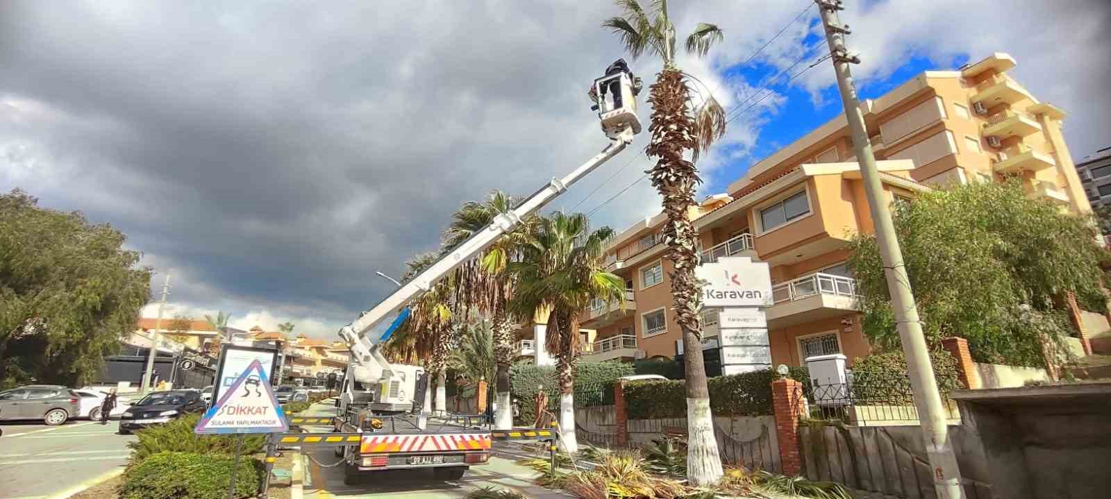 Büyükşehir’den Kuşadası’nın kent estetiğine dokunuş
