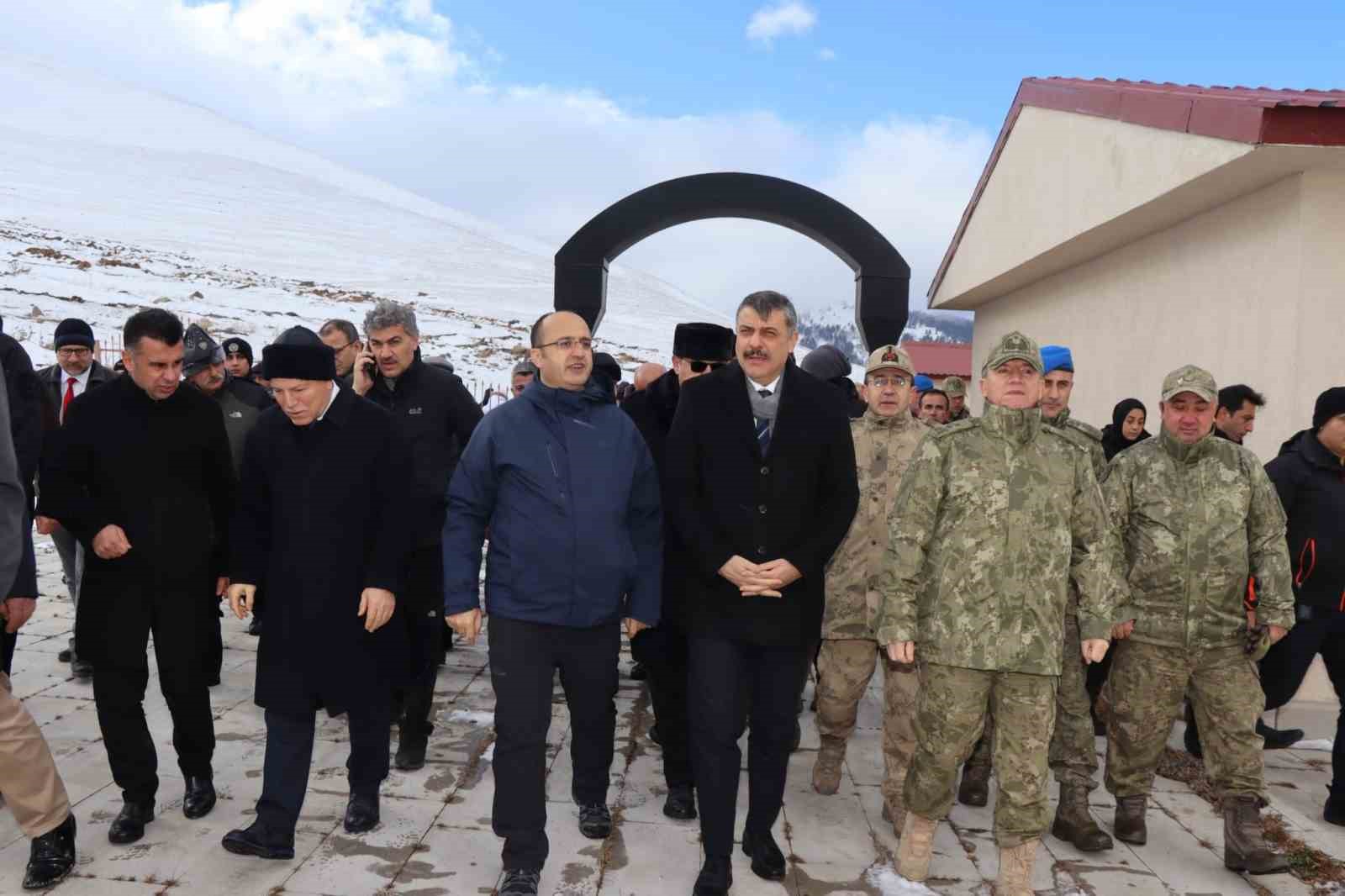 Allahuekber Şehitleri Erzurum’da anıldı
