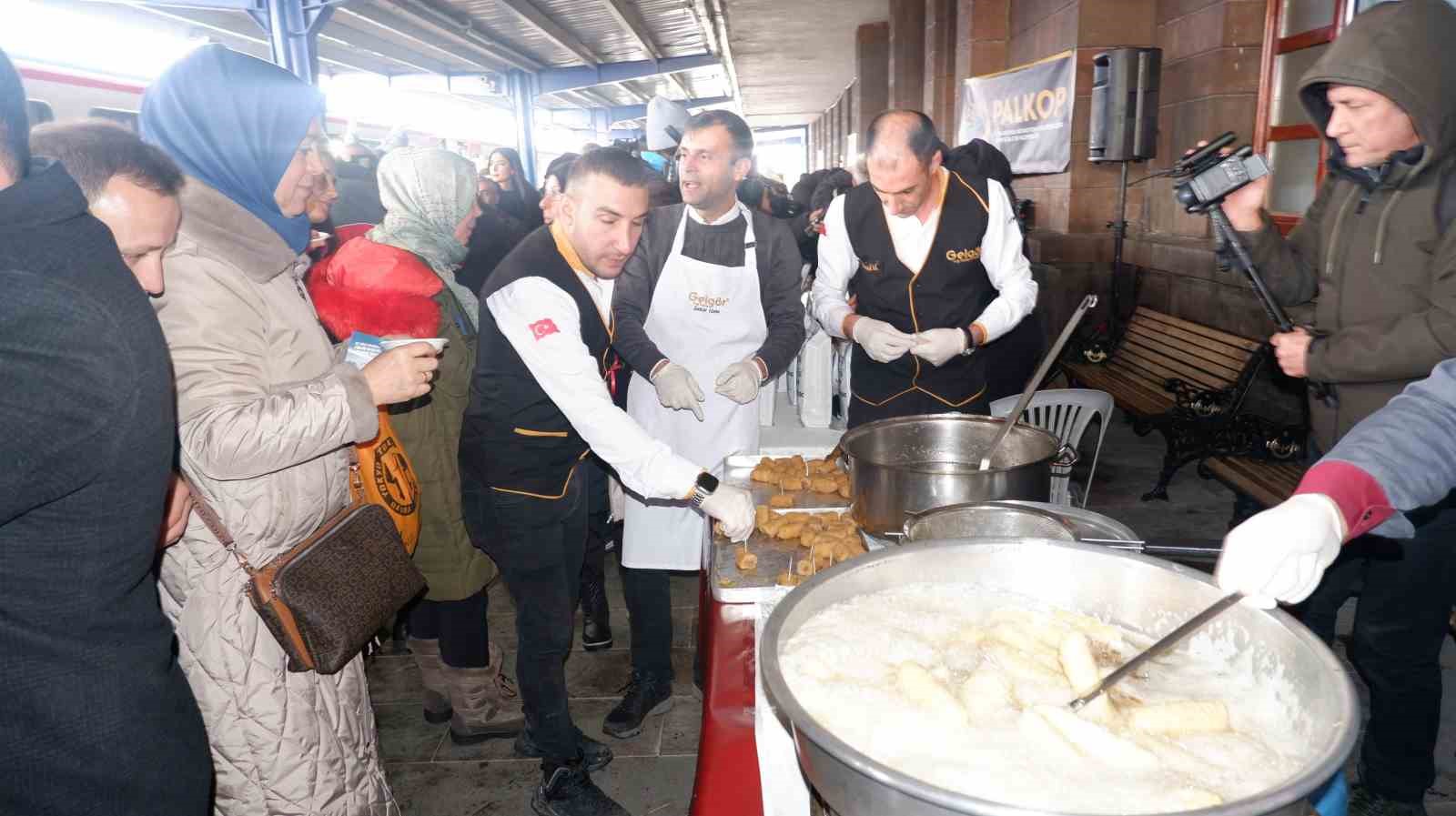 Doğu Ekspresi Erzurum durağında mola verdi
